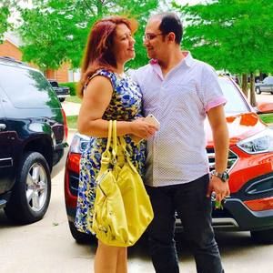 Meet your Posher, Ghada